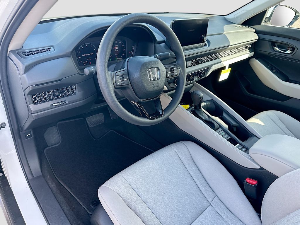 Thumbnail: 2025 Honda Accord - 9