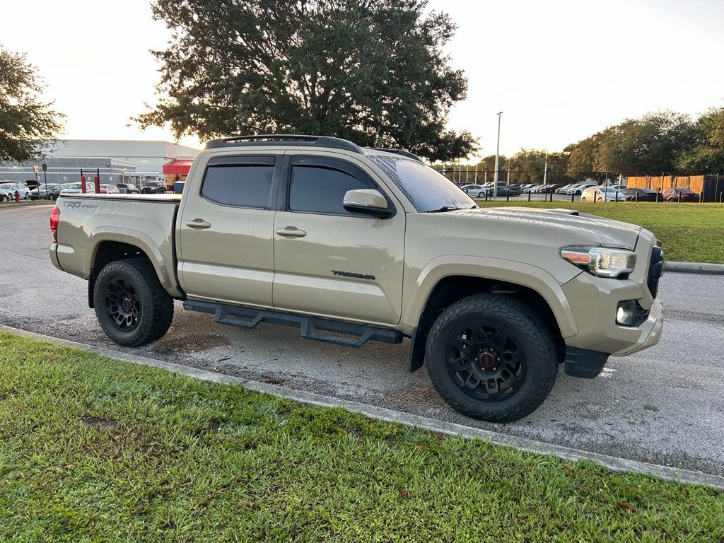 Thumbnail: 2018 Toyota Tacoma - 7