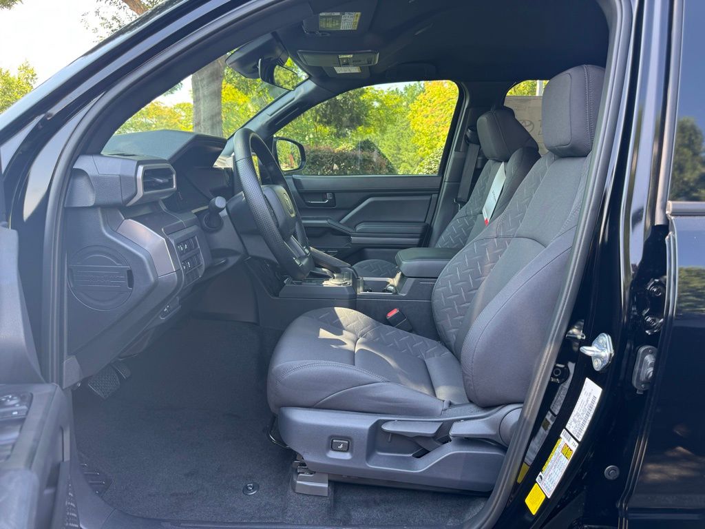 2025 Toyota Tacoma SR5 Double Cab photo 13
