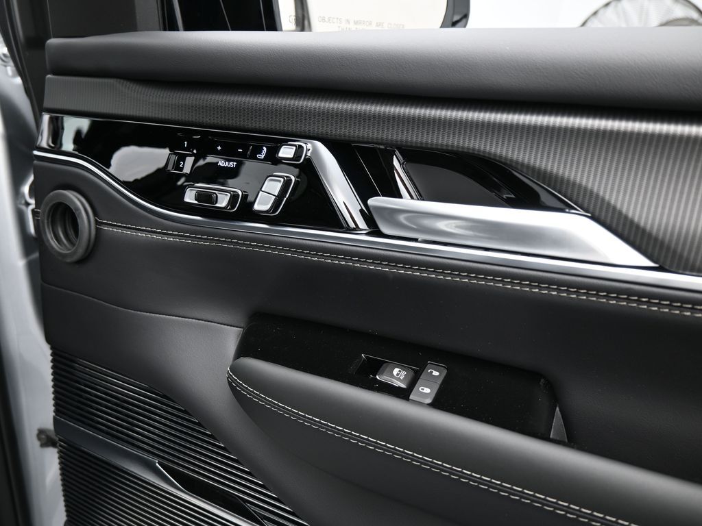 New 2026 Silver Zynith Jeep Summit Obsidian image 49