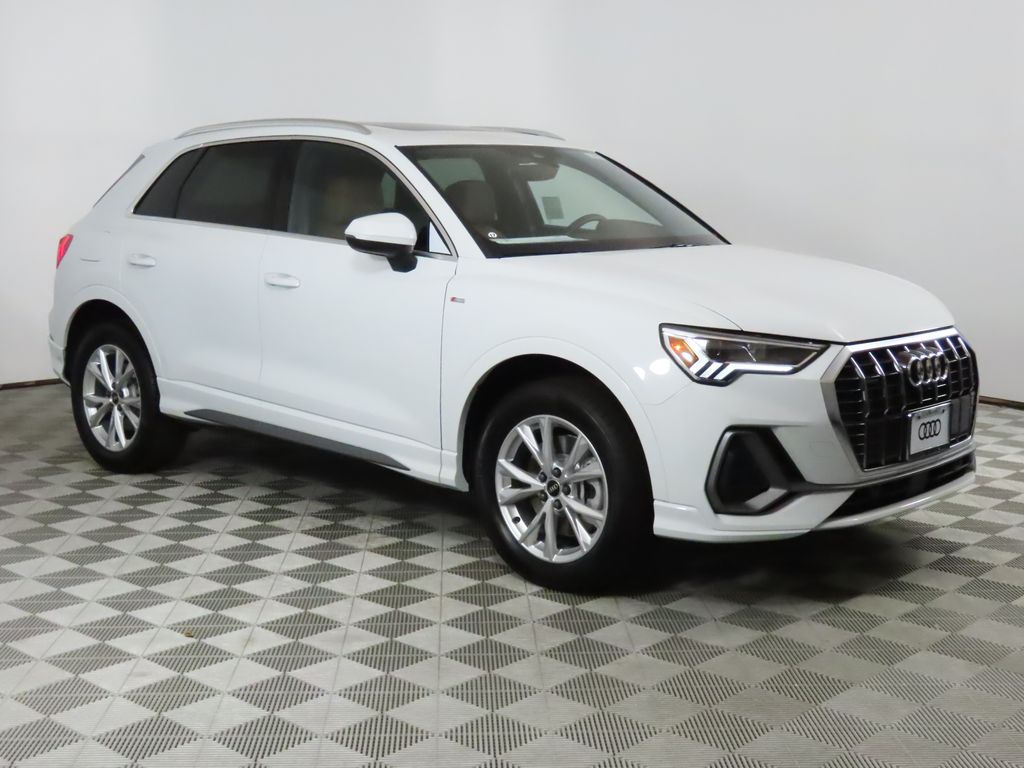 Thumbnail: 2025 Audi Q3 - 7