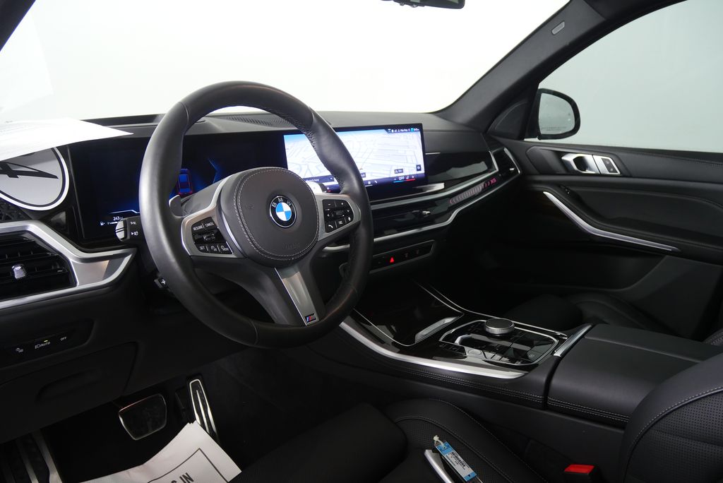 Thumbnail: 2024 BMW X5 - 12