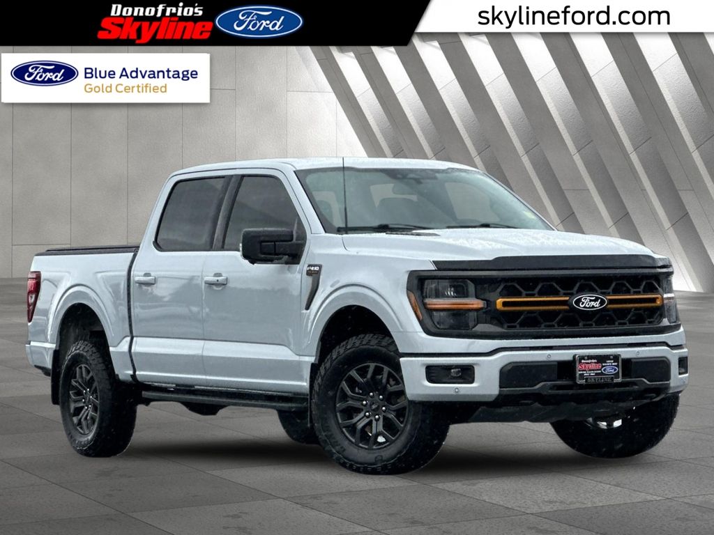 Star White Metallic Tri-Coat 2025 Ford F-150 Pickup Truck Four-Wheel Drive Automatic