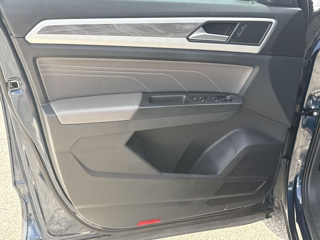 2022 Volkswagen Atlas Cross Sport 3.6L V6 SE w/Technology Blue at DeMontrond Auto Country