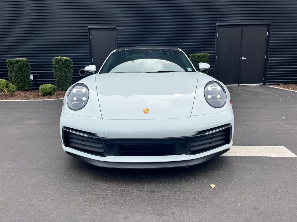 2020 Porsche 911 Carrera S 2