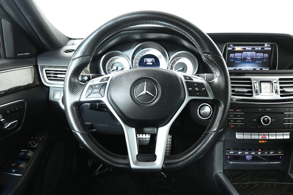 Thumbnail: 2016 Mercedes-Benz E-Class - 16