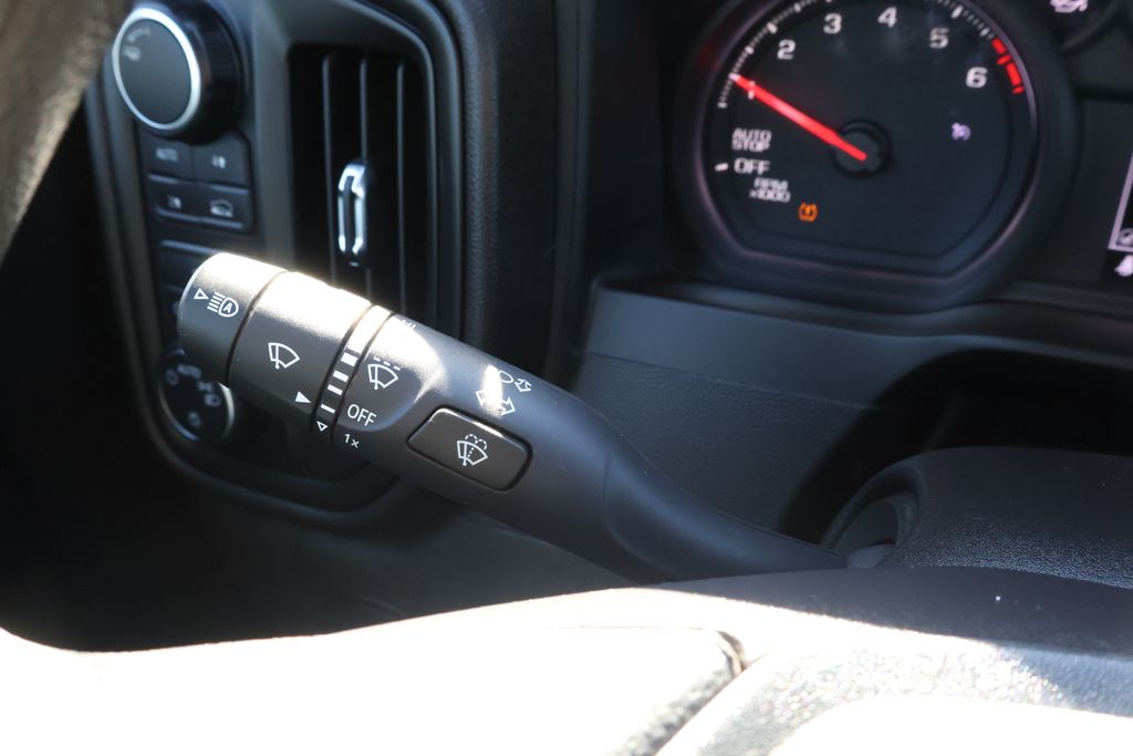 Thumbnail: 2024 Chevrolet Silverado 1500 - 22