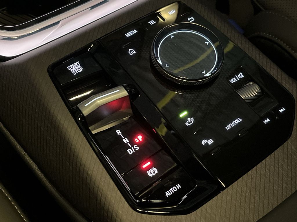 Thumbnail: 2026 BMW X3 - 20