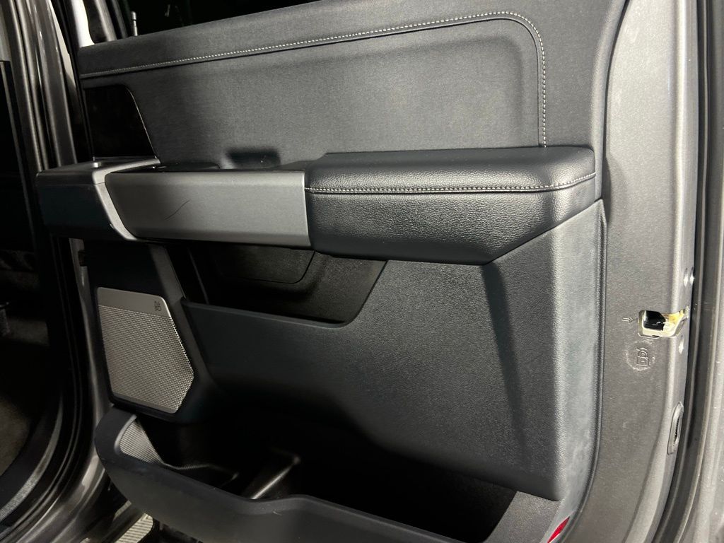 Used 2025 Gray Ford Lariat image 28