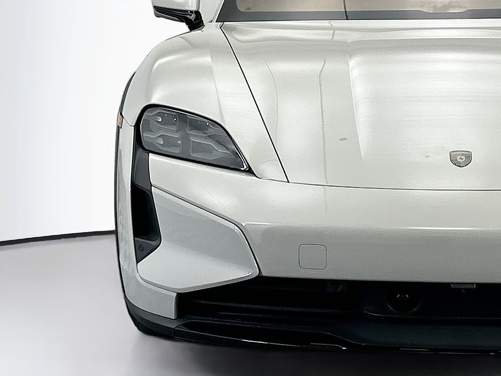 Thumbnail: 2026 Porsche Taycan - 12