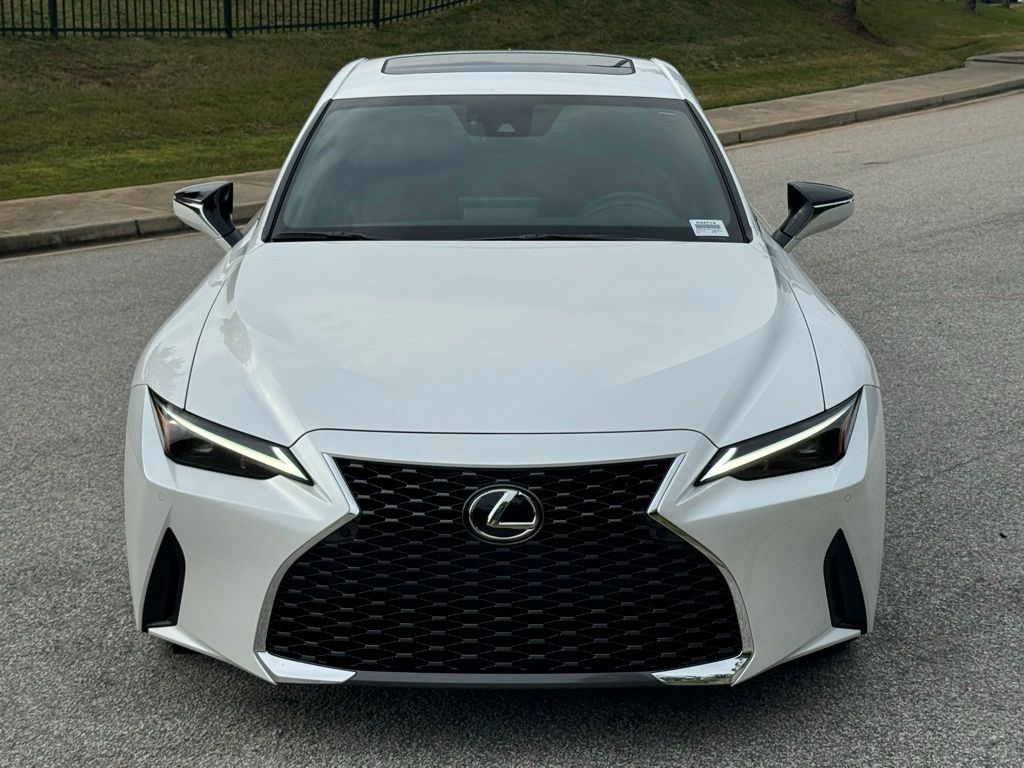 2024 Lexus IS 300 8