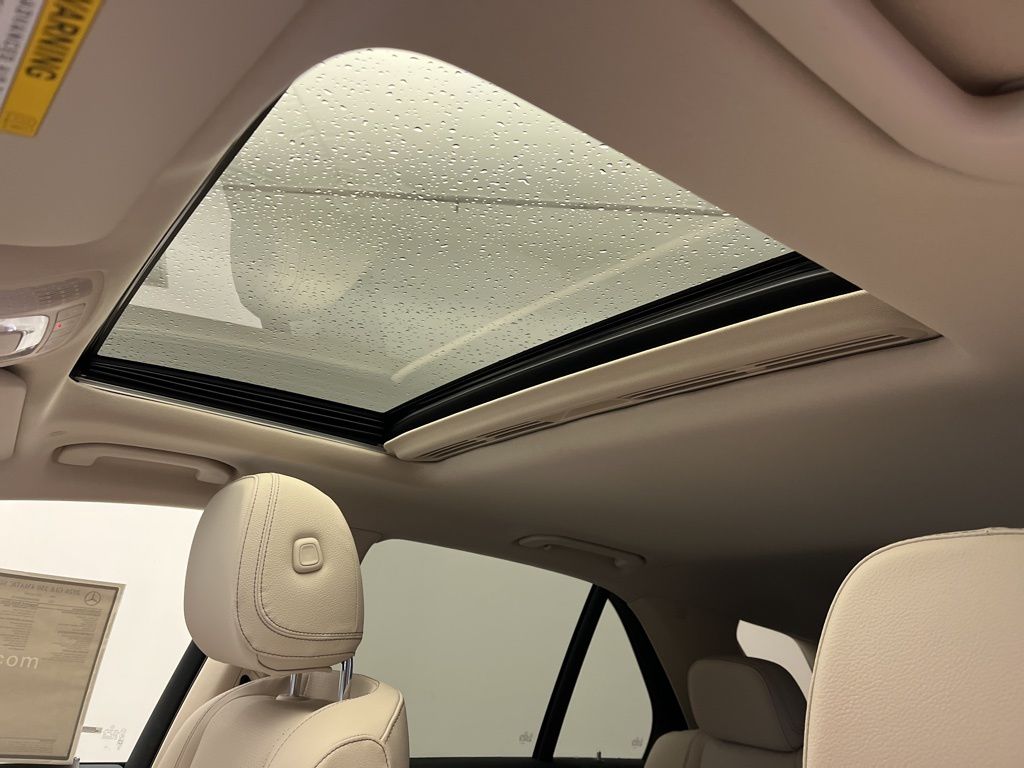 Thumbnail: 2026 Mercedes-Benz GLE - 23