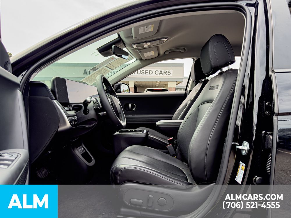 Used 2025 Abyss Black Hyundai SEL image 12