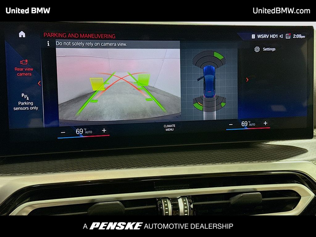 Thumbnail: 2023 BMW i4 - 9