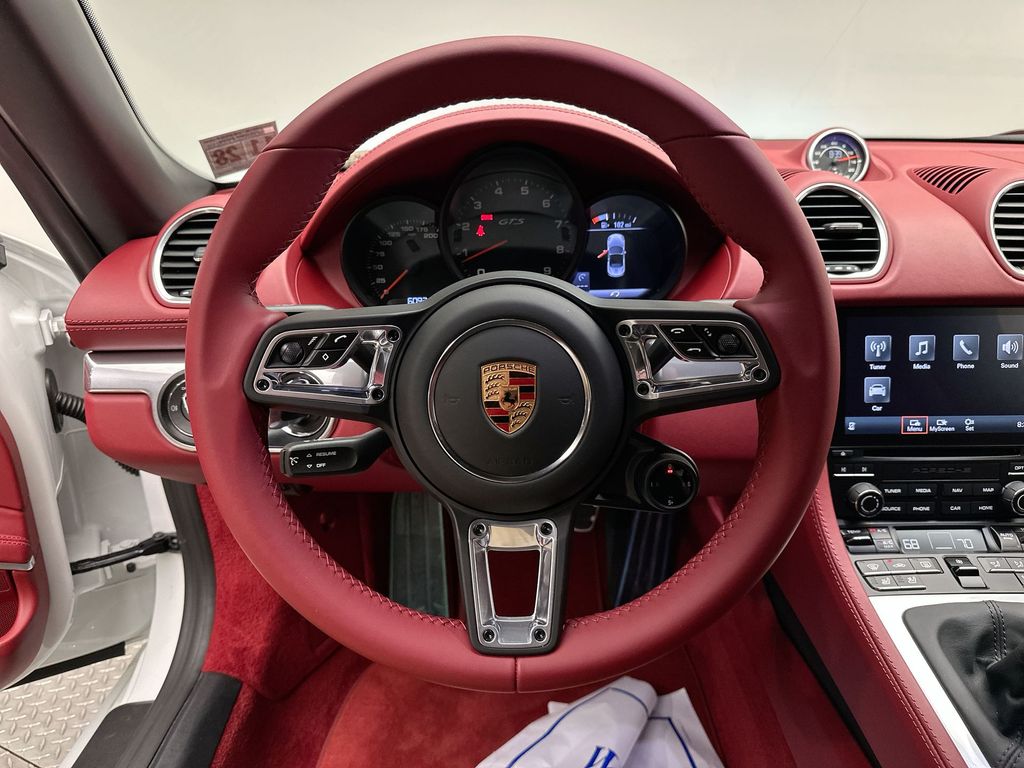 2024 Porsche 718 Boxster GTS 14