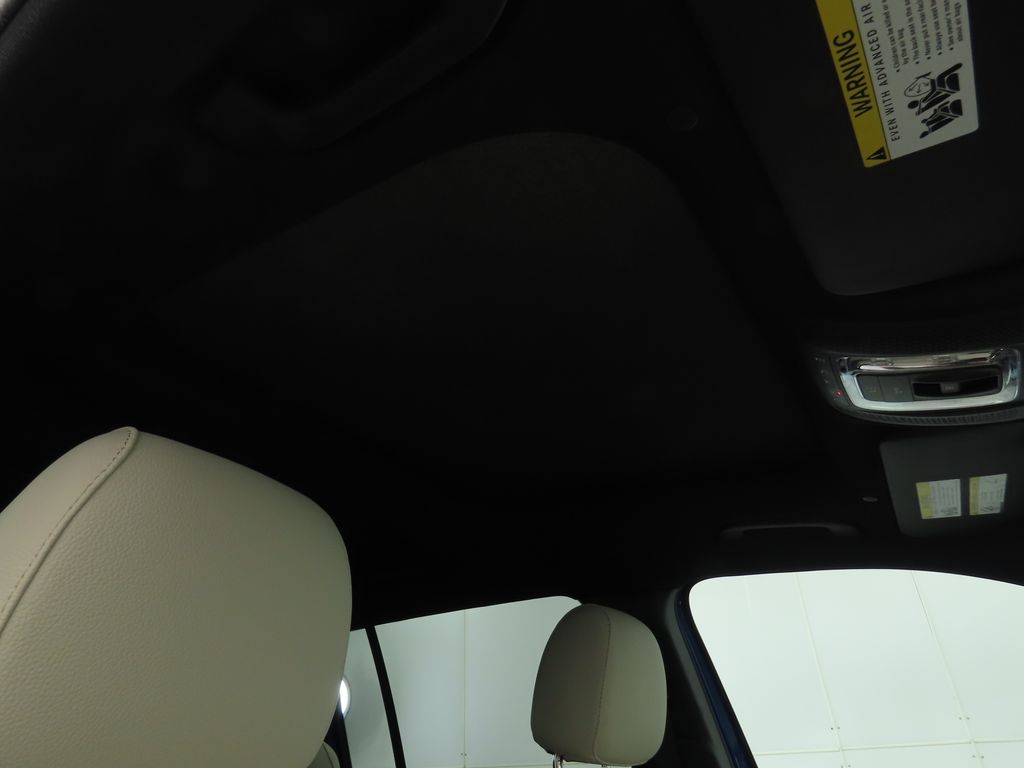 Thumbnail: 2026 Mercedes-Benz GLB - 20