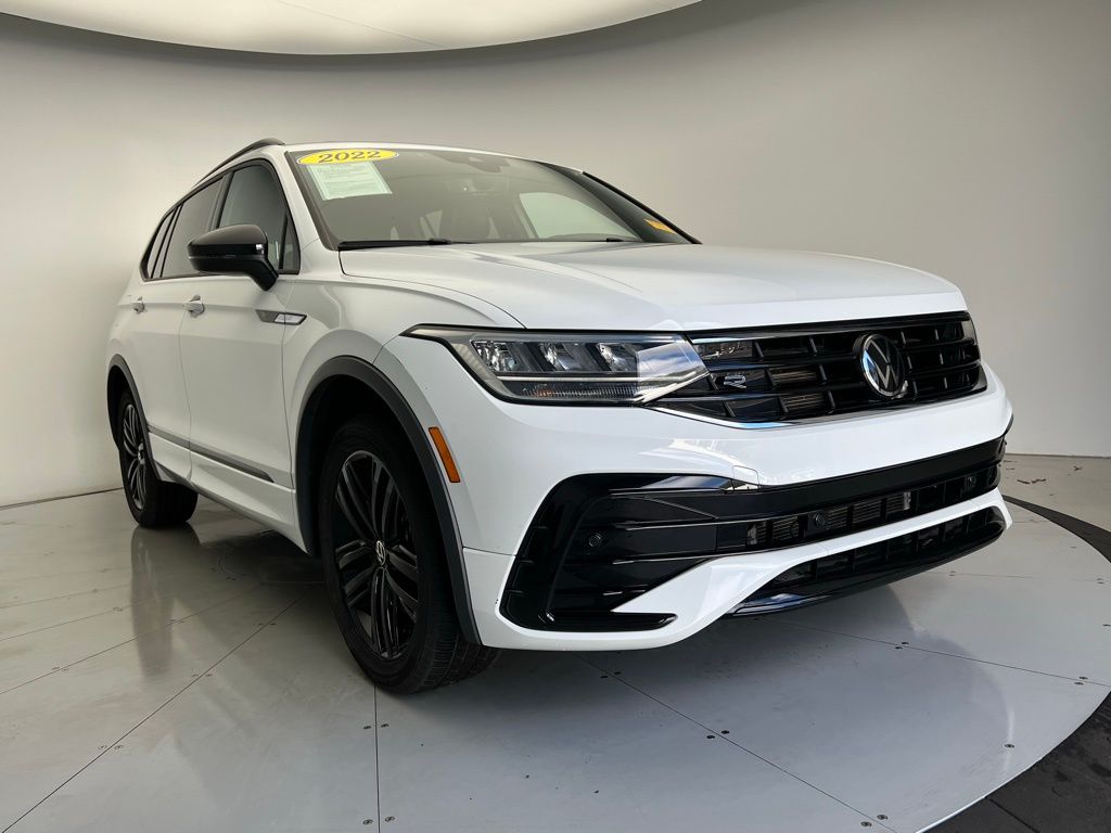 Thumbnail: 2022 Volkswagen Tiguan - 2