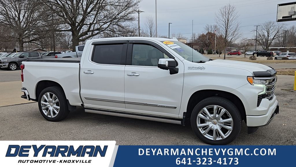 2023 Chevrolet Silverado 1500 High Country Crew Cab 4WD