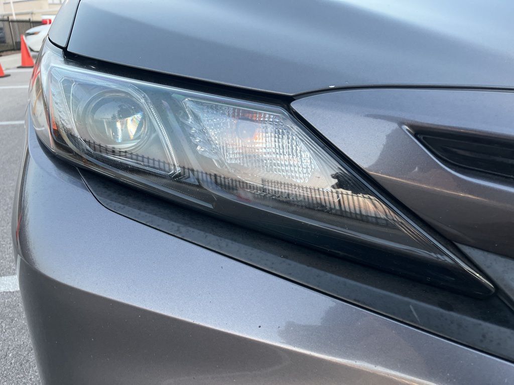 Thumbnail: 2023 Toyota Camry - 14