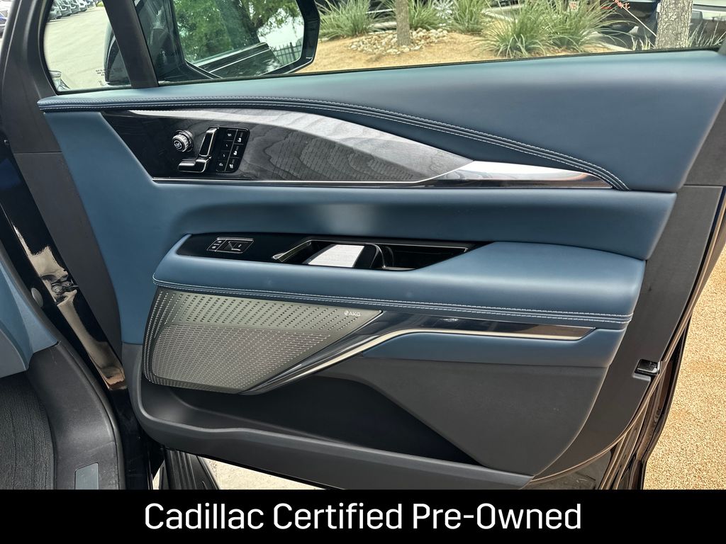 Used Car 2025 Cadillac Escalade Iq  Luxury 2 For Sale Under $120,000 In Austin, Texas