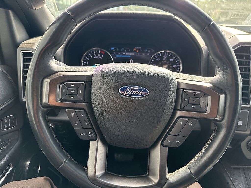 2021 Ford Expedition Limited photo