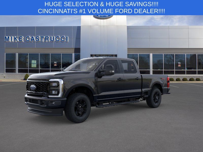 Agate Black Metallic 2026 Ford F-250 Super Duty Pickup Truck Four-Wheel Drive Automatic