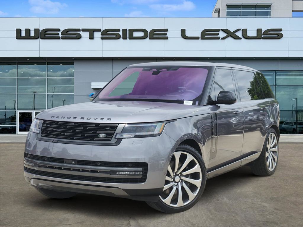 2023 Land Rover Range Rover SE  at Ultimate Motorsports