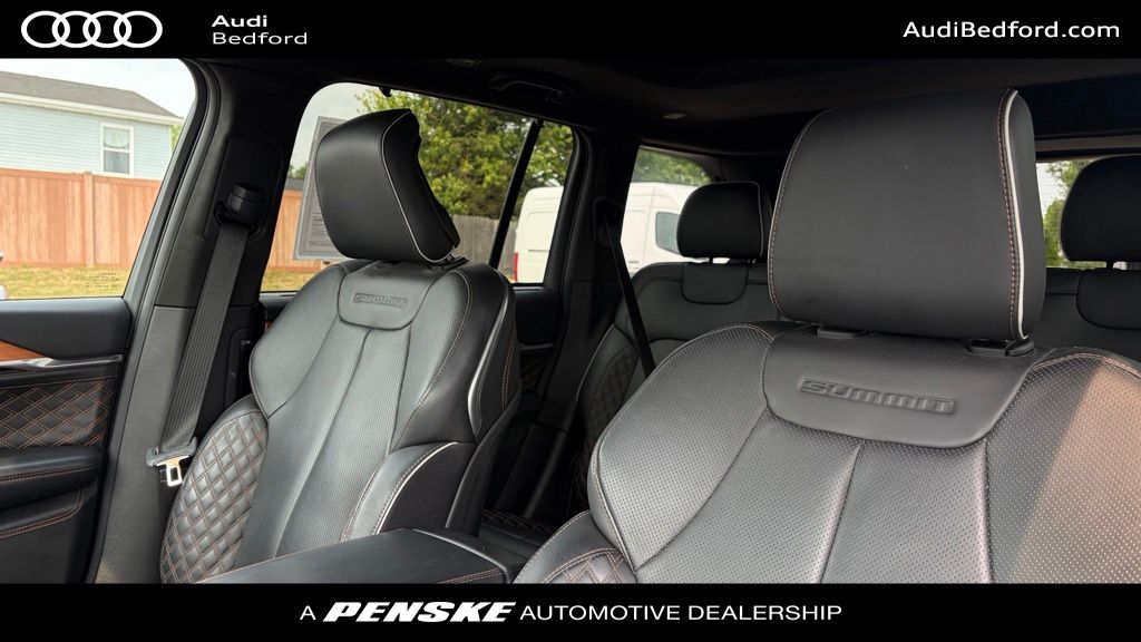 Thumbnail: 2022 Jeep Grand Cherokee - 12