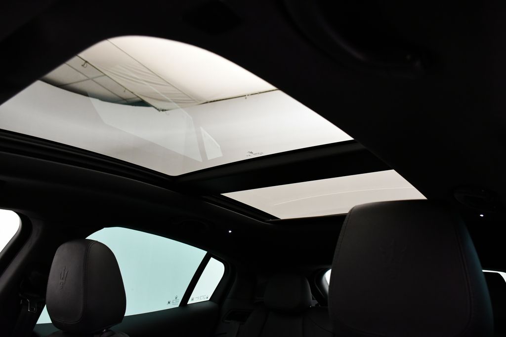 Thumbnail: 2024 Maserati Grecale - 16