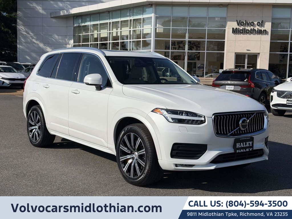 2023 Volvo XC90 B6 Core AWD