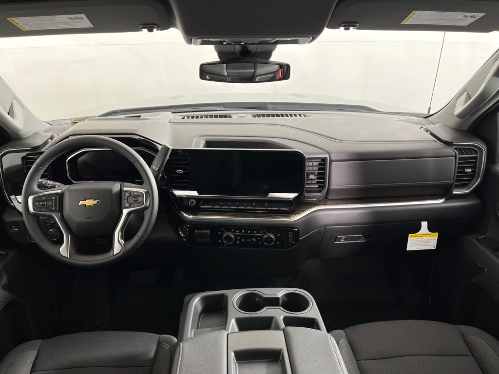 Thumbnail: 2026 Chevrolet Silverado 1500 - 19