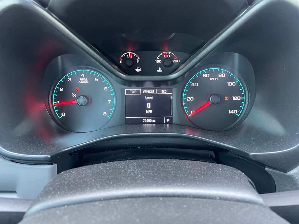 Used 2020 White GMC Base image 7