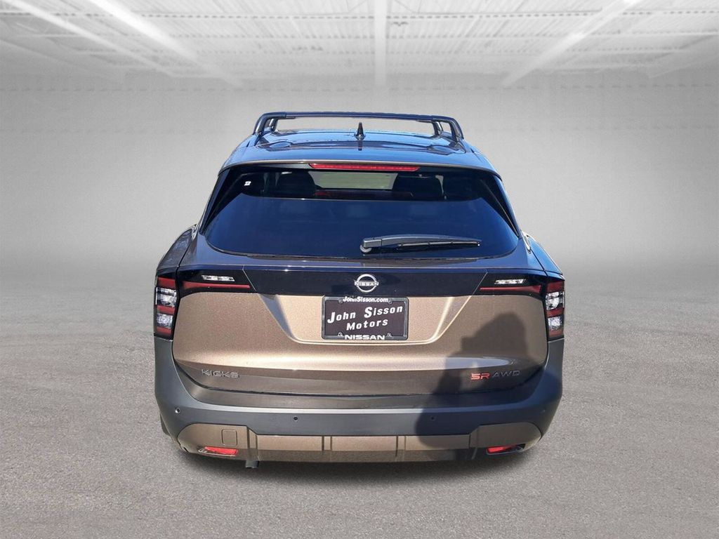 2026 Nissan Kicks SR - 3