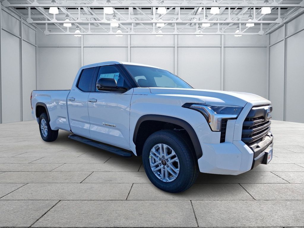 2025 Toyota Tundra SR5 2