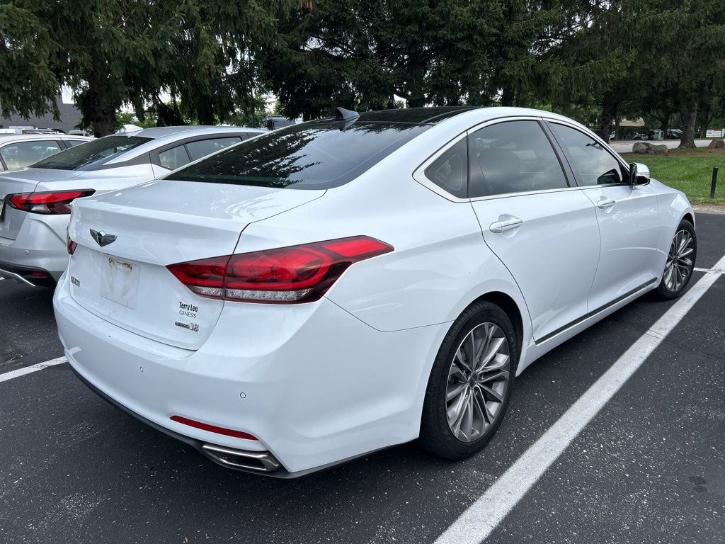Thumbnail: 2015 Hyundai Genesis - 3