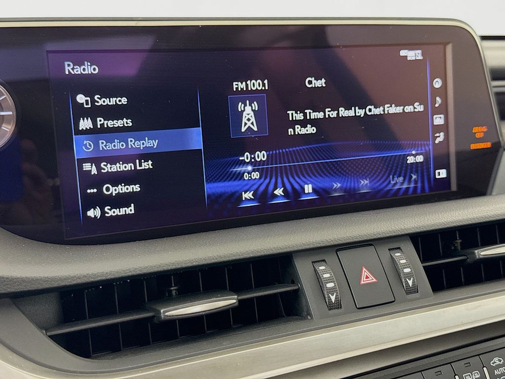 Thumbnail: 2019 Lexus ES - 15