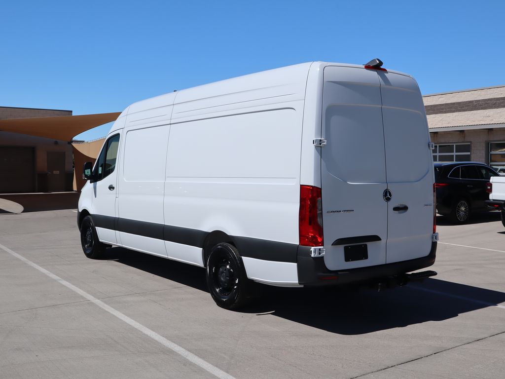 Thumbnail: 2025 Mercedes-Benz Sprinter - 7