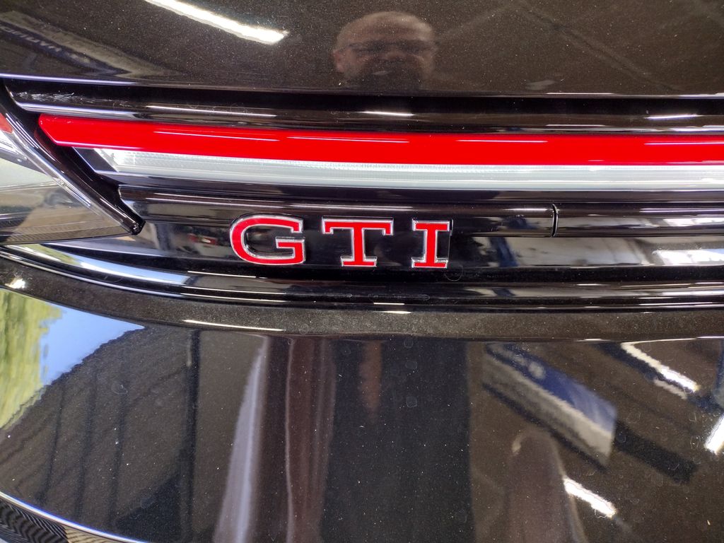 2025 Volkswagen Golf GTI 2.0T S