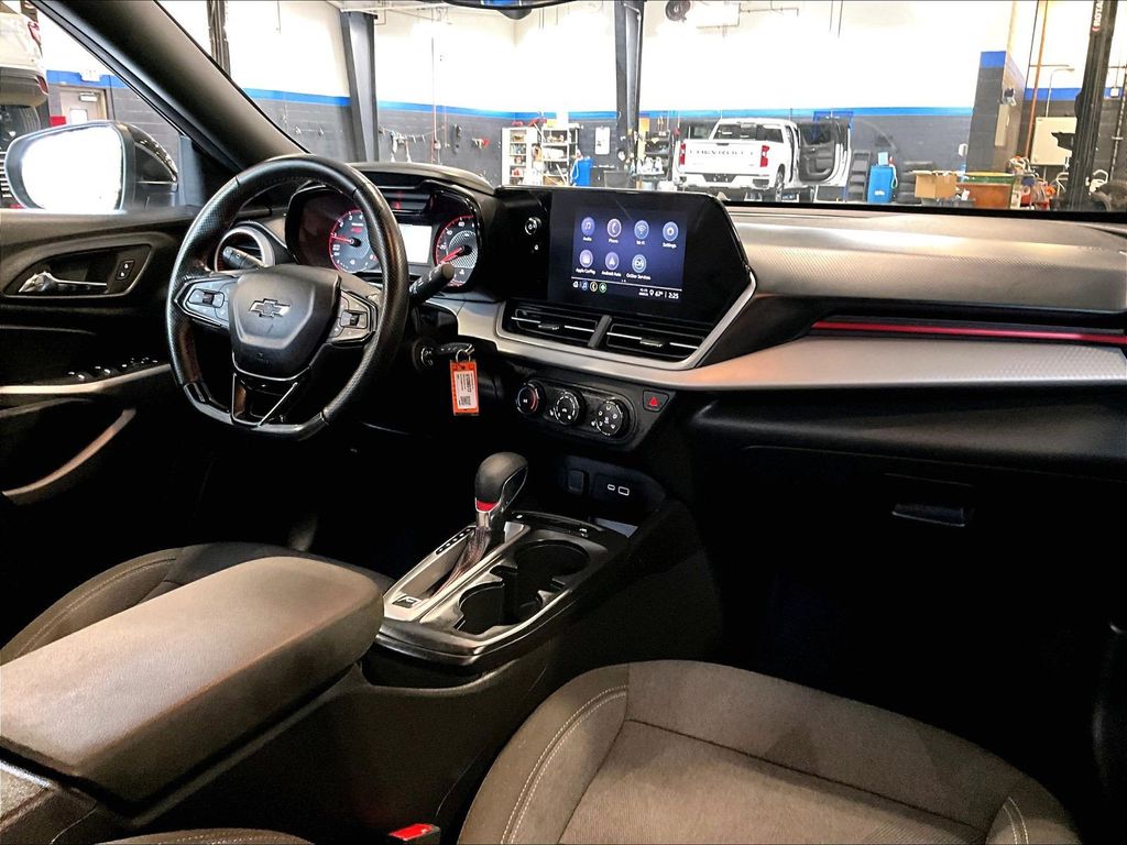 2024 Chevrolet Trax — photo 14