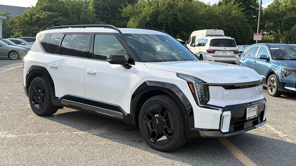 White Pearl 2026 Kia EV9 SUV / Crossover All-Wheel Drive 1-Speed Automatic