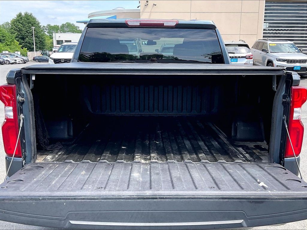 2020 Chevrolet Silverado 1500 — photo 31