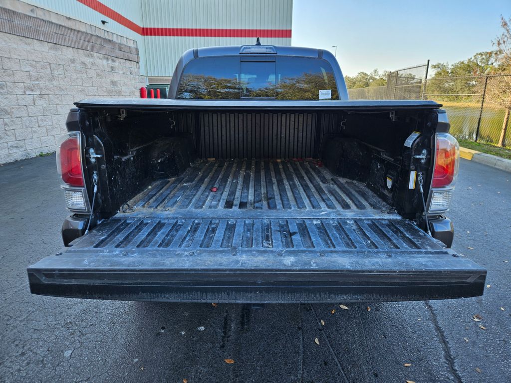 2021 Toyota Tacoma SR5 10