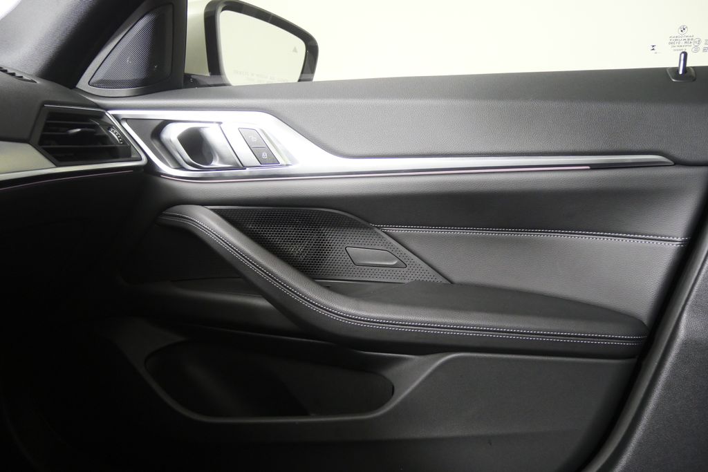 Thumbnail: 2024 BMW 4 Series - 30