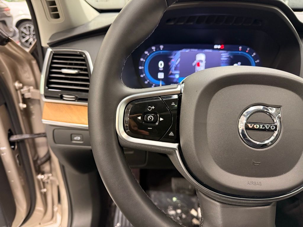 Thumbnail: 2024 Volvo XC90 - 13
