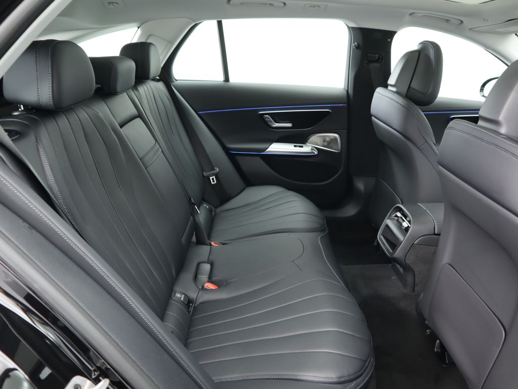 Thumbnail: 2025 Mercedes-Benz E-Class - 24