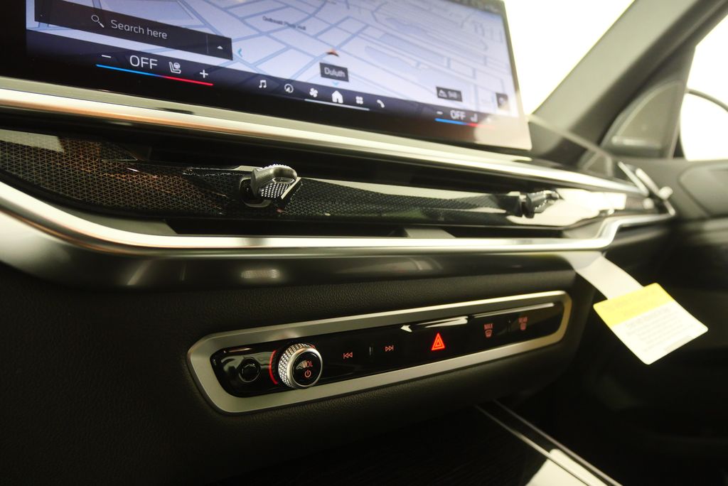 Thumbnail: 2026 BMW X5 - 20