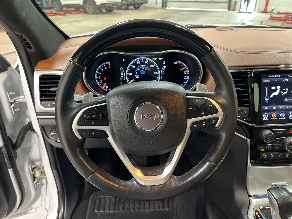 used 2020 Jeep Grand Cherokee car, priced at $28,821