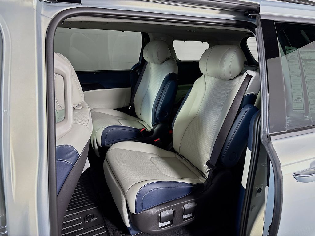 2025 Kia Carnival Hybrid SX Prestige