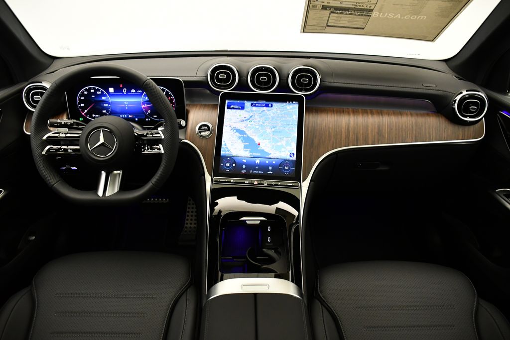 Thumbnail: 2026 Mercedes-Benz GLC - 20