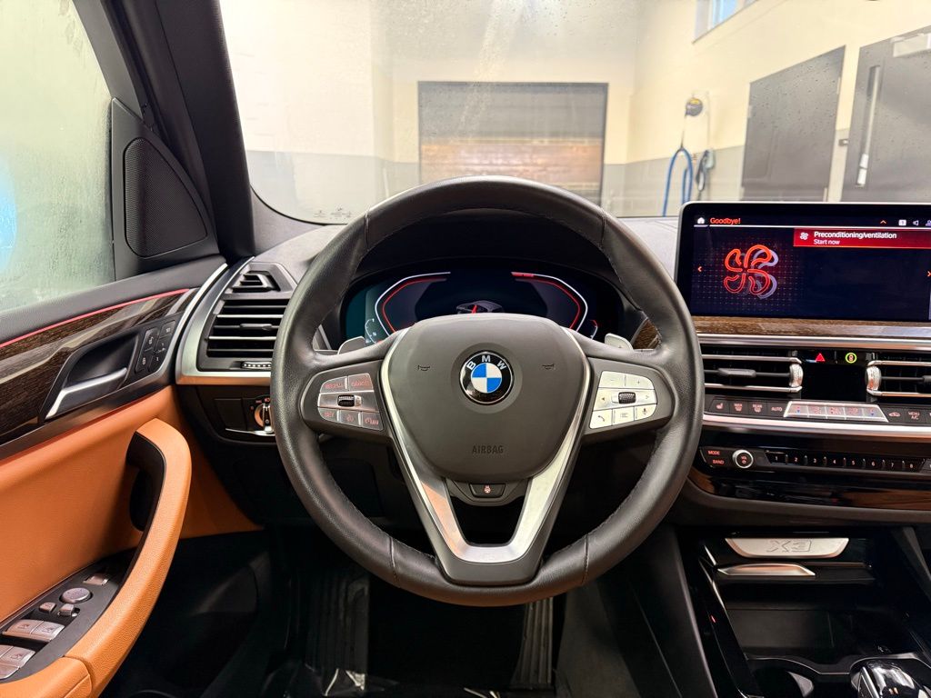 Thumbnail: 2022 BMW X3 - 23